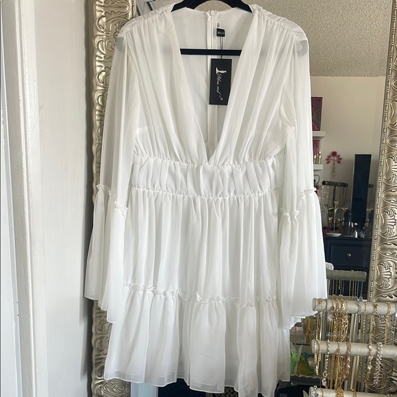 miss ord Dresses & Skirts - White Long Sleeve Dress